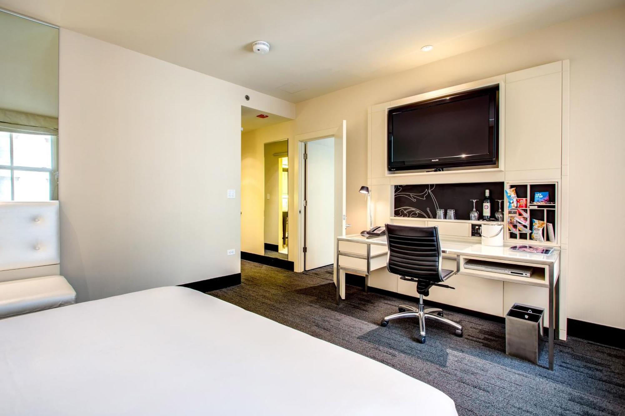 The Midland Hotel, Chicago, A Tribute Portfolio Hotel 外观 照片